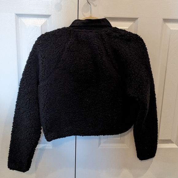 Forever 21 - cropped faux shearling pullover - black - Picture 3 of 3